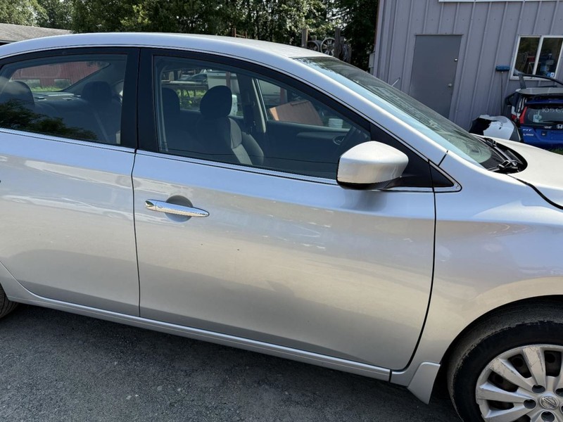 2013-2019 Nissan Sentra Right Passenger Side Front Door Repainted Not Bab Silver