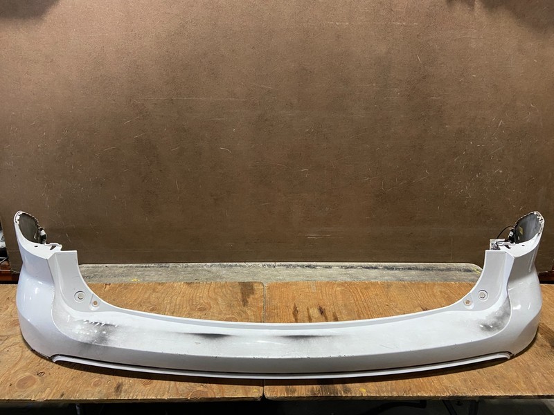 2011 to 2015 Ford Explorer Rear Upper Bumper Cover V6468