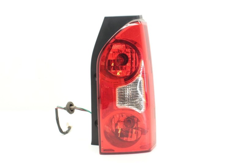 05-15 Nissan XTERRA Passenger Right Rear Tail Light