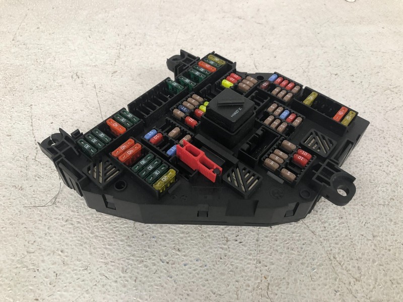 ⭐11-16 BMW 520I 528I 535I F10 FUSE RELAY JUNCTION BOX UNIT ASSEMBLYOEM LOT2282