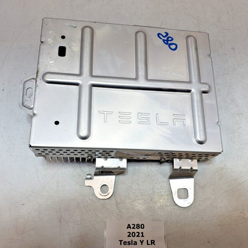 ✅ 2020-2023 OEM Tesla Model Y Radio Audio Sound System Amp Amplifier