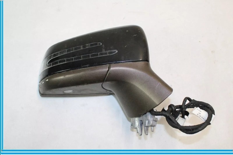 12-18 Mercedes W218 CLS550 Right Side Rear View Door Mirror w/ Blind Spot OEM