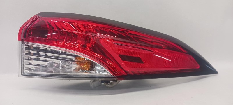 20-'22 TOYOTA COROLLA Sedan Right passenger outer Taillight OEM Grade A!