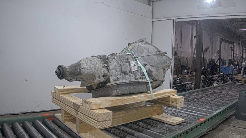 2004 Ford Crown Victoria Automatic Transmission Assembly OEM 4W7P7000AA RWD 211K