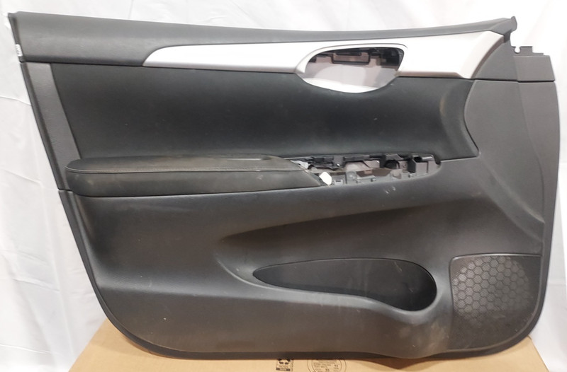 2013-2015 Nissan Sentra SV Driver Front Left LH Side Door Trim Panel OEM