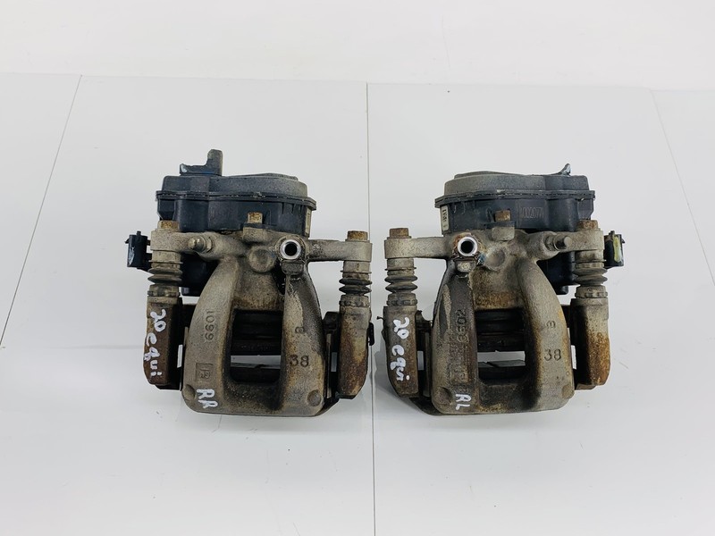 18-24 CHEVROLET EQUINOX AWD REAR RIGHT & LEFT ABS BRAKE CALIPER SET OF 2 OEM