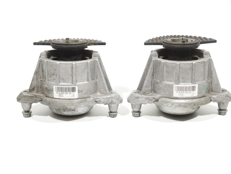 2012-2015 Mercedes C250 W204 1.8L RWD LEFT RIGHT Engine Motor Mount Pair OEM Set