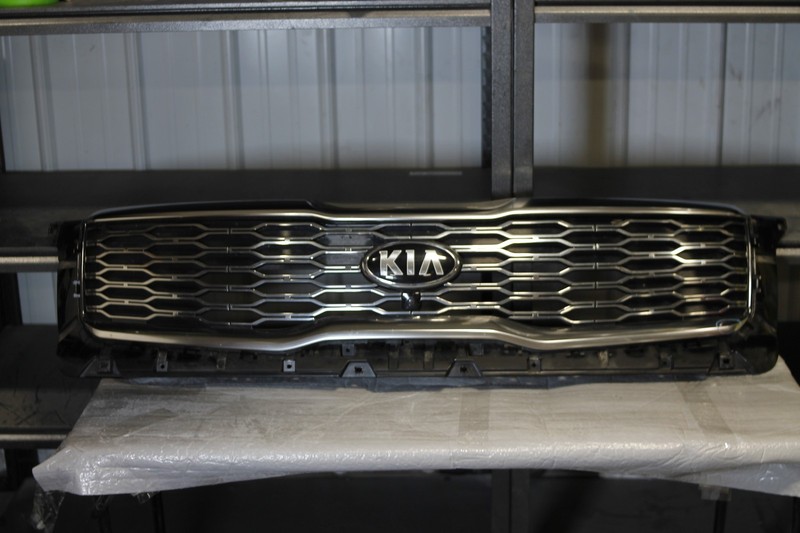 2020-2022 Kia Telluride Front Grill Grille With Camera Oem
