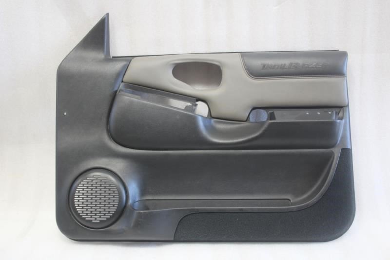 1998 1999 2001 2002 CHEVROLET BLAZER RIGHT FRONT DOOR TRIM PANEL GRAPHITE 122