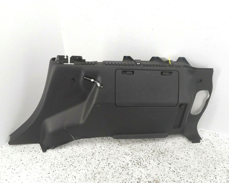2006 06 Hummer H3 Rear Passenger Right Interior Quarter Panel Trim Moulding OEM