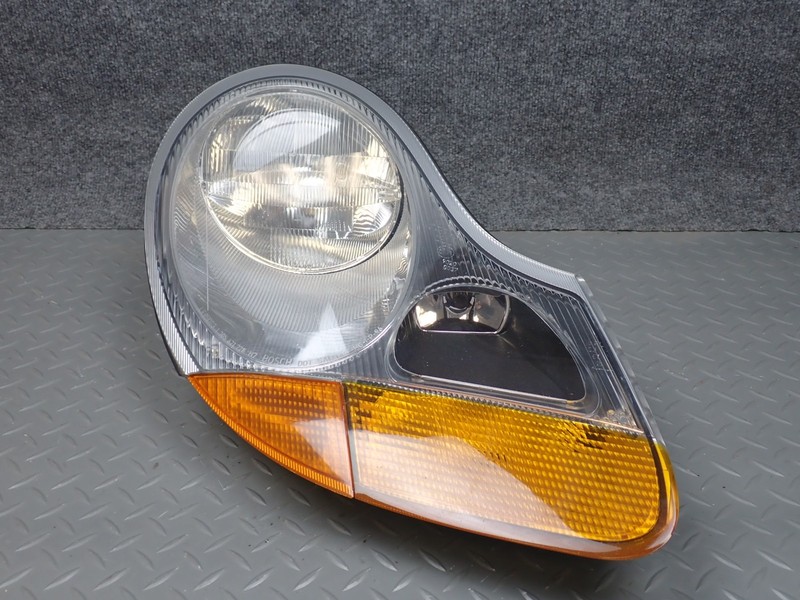 1999 PORSCHE BOXSTER 986 FRONT RIGHT HALOGEN HEADLIGHT LAMP 98663103204