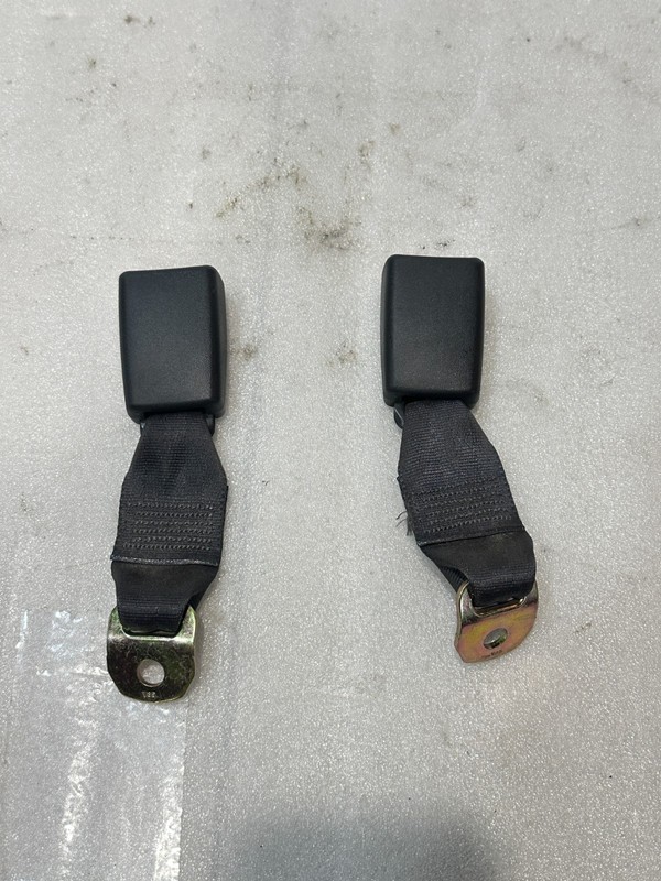 02-10 Lexus SC430 Rear Seat Buckle Pair OEM Black