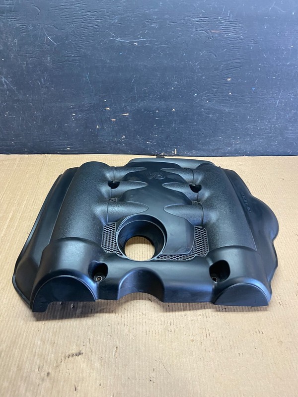 2006 to 2008 Kia Sedona V6 3.8L Engine Motor Cover N8266 PS