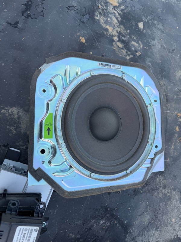 11-15 CHEVROLET CAMARO OEM STOCK RADIO STEREO SUBWOOFER SUB WOOFER SPEAKER