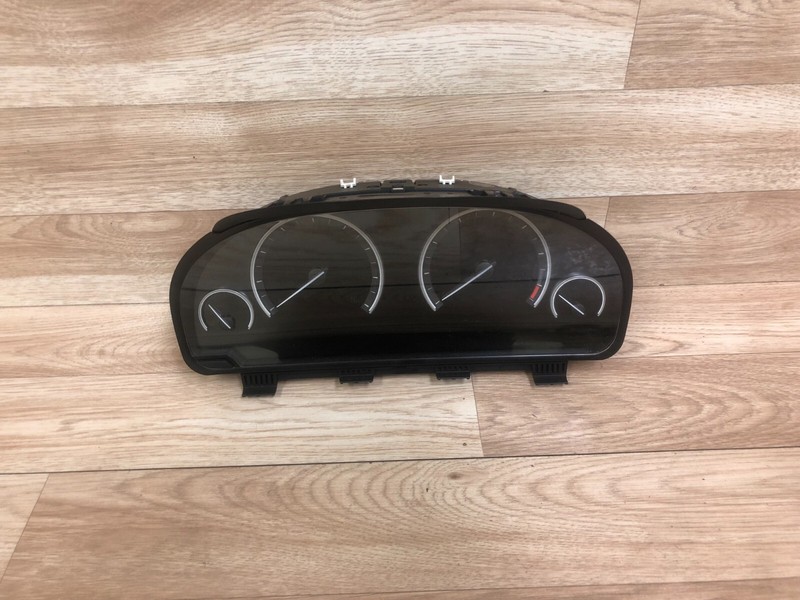 BMW OEM F01 F02 740 750 FRONT CLUSTER SPEEDOMETER INSTRUMENT GAUGE DIGITAL 09-15