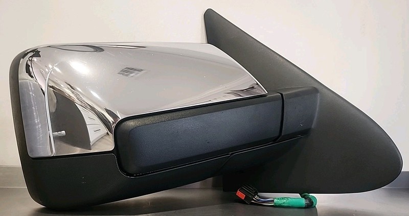 15 - 2017 Expedition RH Power Folding Side View Mirror Blind Spot & Turn Chrome