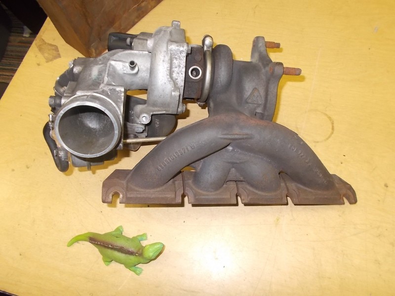 Exhaust Manifold 250406 53031019571B *FREE SHIPPING* Includes turbo
