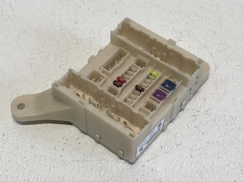 11-13 ODYSSEY REAR FUSE RELAY BOX JUNCTION BLOCK 38230-TK8-A213