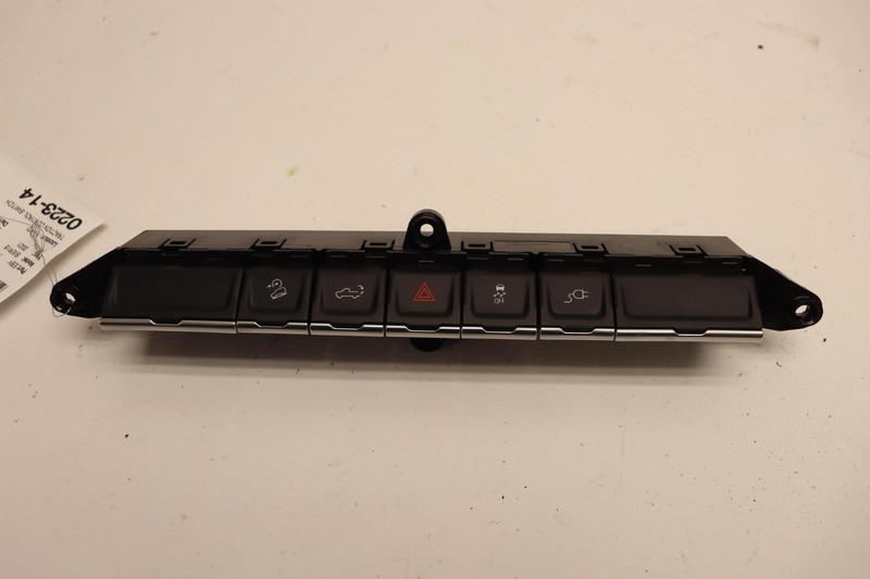 2019-2022 GMC SIERRA 1500 DASH POWER TRACTION STABILITY HAZARD BOARD SWITCH OEM