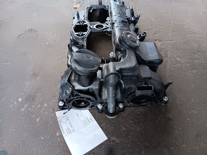 OEM BMW F10 F22 F23 F30 F32 F33 F36 N20 Cylinder Head Valve Cover