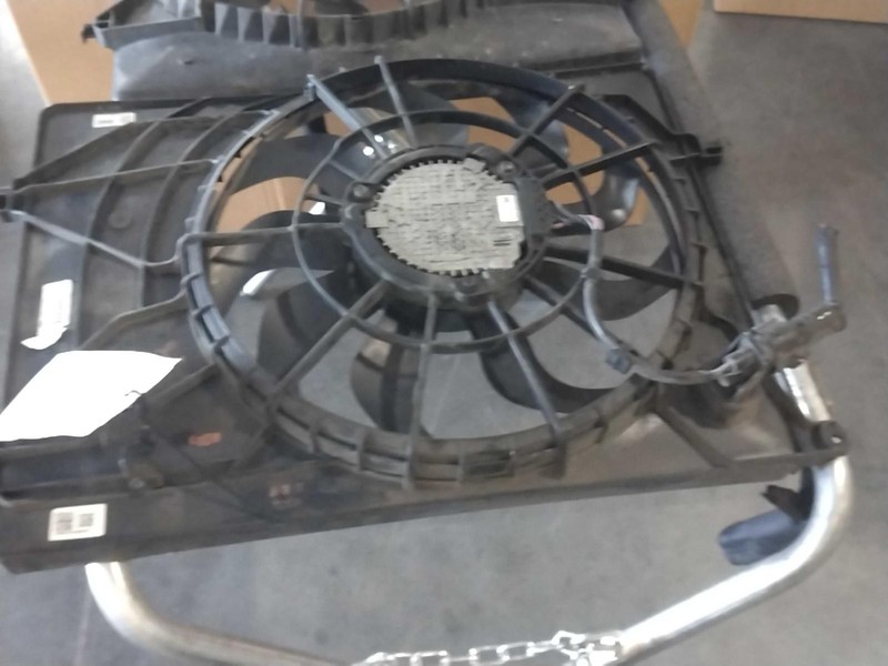2020 Hyundai Palisade Engine Cooling Fan Motor OEM 25380S8500 83K Miles