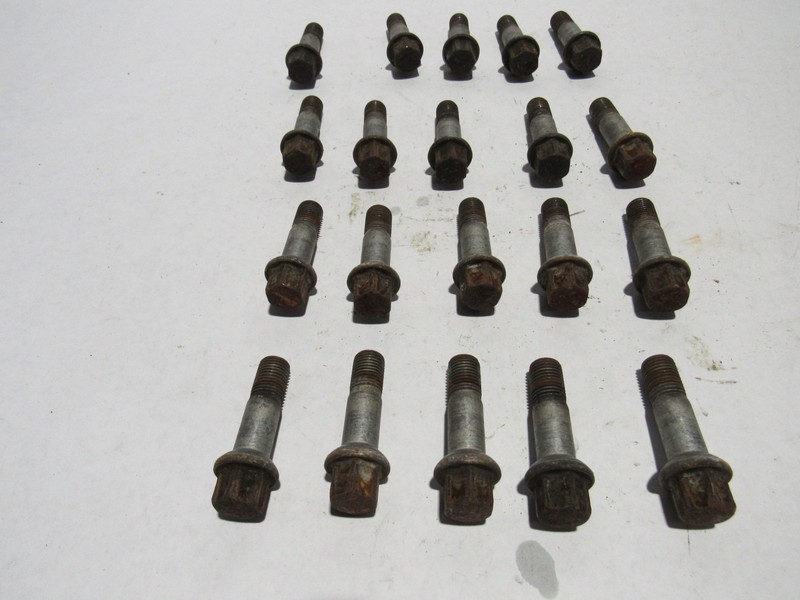 Mercedes R350 W251 2011 Wheel Lug Lugs Bolt Bolts Nut Nuts Set 20 PCS 06-13 ;