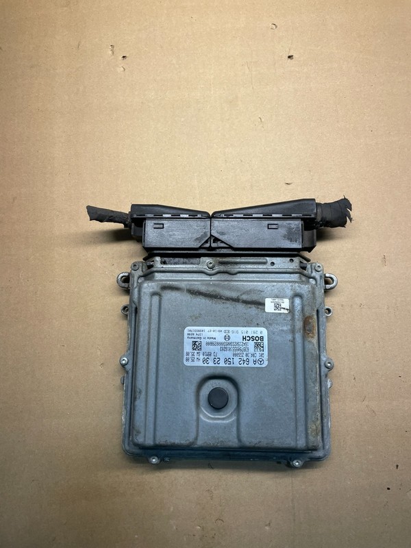 2007 to 2009 Mercedes Sprinter ECU ECM Engine Control Module Unit OEM W4317 DG