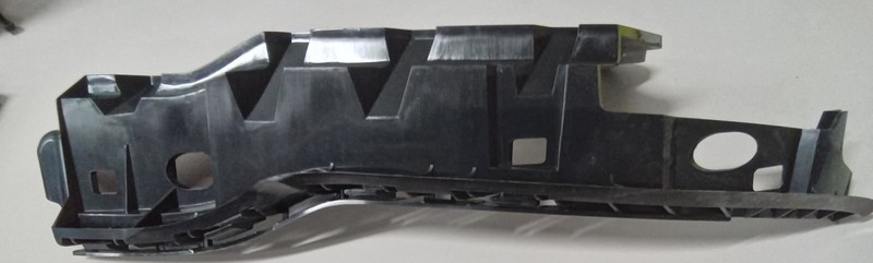 2019-2023 JEEP CHEROKEE HEADLAMP FASCIA BRACKET RIGHT OEM MOPAR 68431838AA