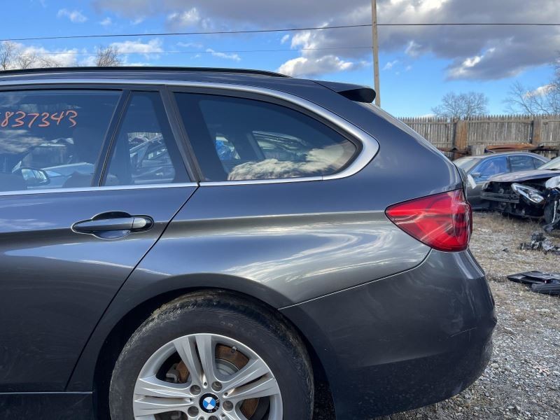 2014-2018 BMW 328i LEFT QUARTER PANEL GRAY PC:B39 100K 51951