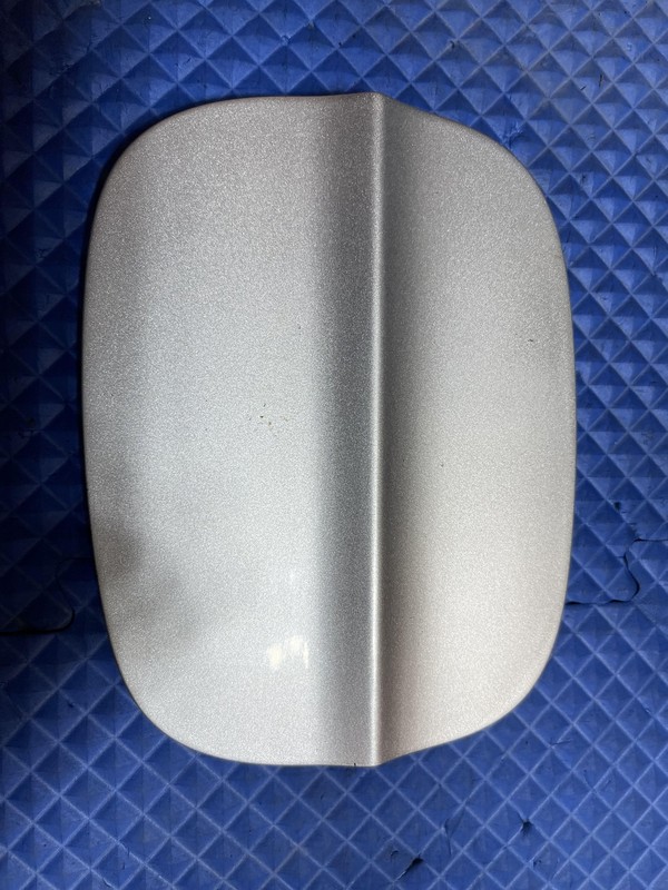 13-20 Ford Fusion Fuel Gas Tank Door Silver UX Oem Tested