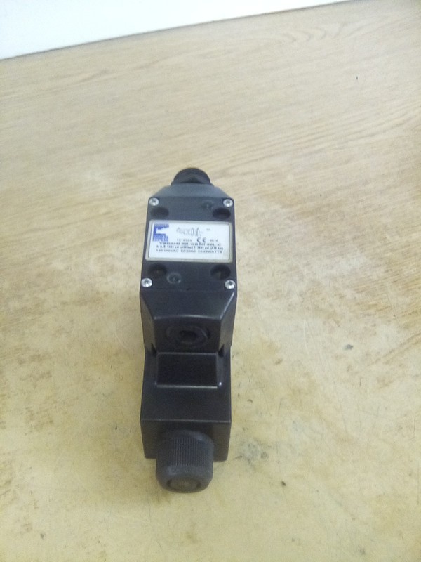 Continental Hydraulics VSD03M-5B-GB5H-60L-C Valve