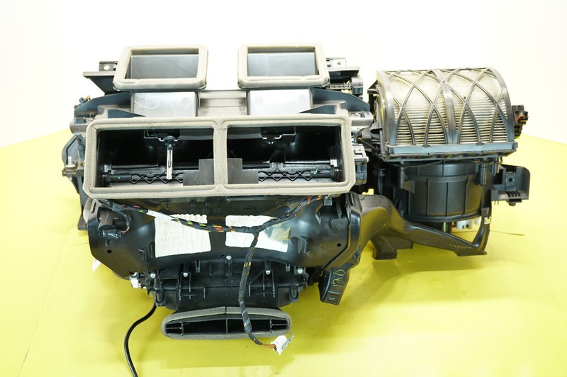 π
2011-2018 BMW X3, X4 OEM HVAC AC HEATER BLOWER MOTOR HOUSING BOX ASSEMBLY