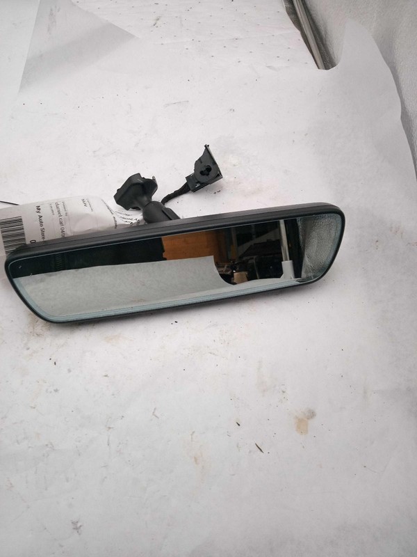 Used Front Center Interior Rear View Mirror fits: 2021 Toyota Highlander w/o dig
