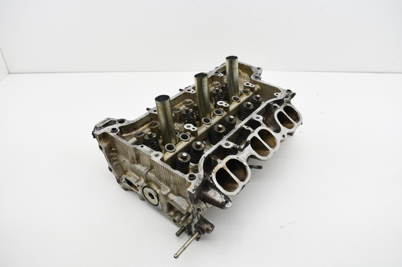2009 Lexus IS250 4GR-FSE 2.5L RIGHT SIDE ENGINE CYLINDER HEAD OEM UNTESTED KW47