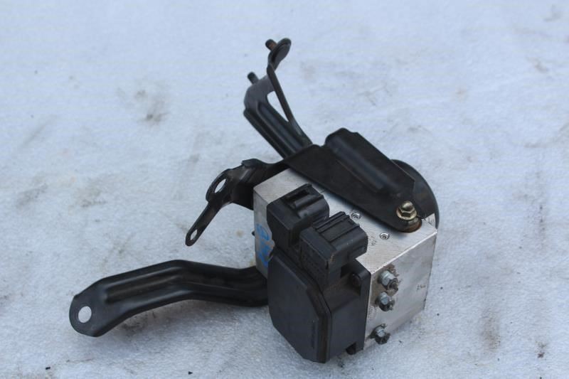 1998 LEXUS SC400 ANTI LOCK BRAKE ABS PUMP NON-TRACTION TYPE 44510-24060