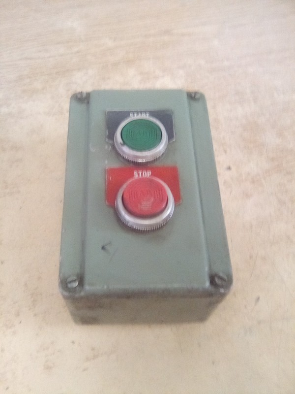 Allen Bradley 800T-2TA Pushbutton Station
