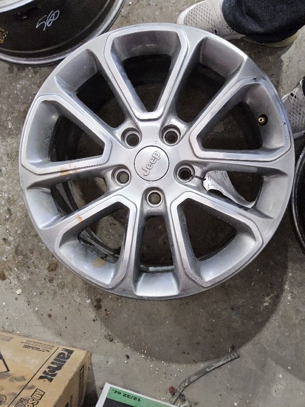 2014-2016 Jeep Grand Cherokee Wheel Rim 18x8 Aluminum Polished w/Painted Pockets