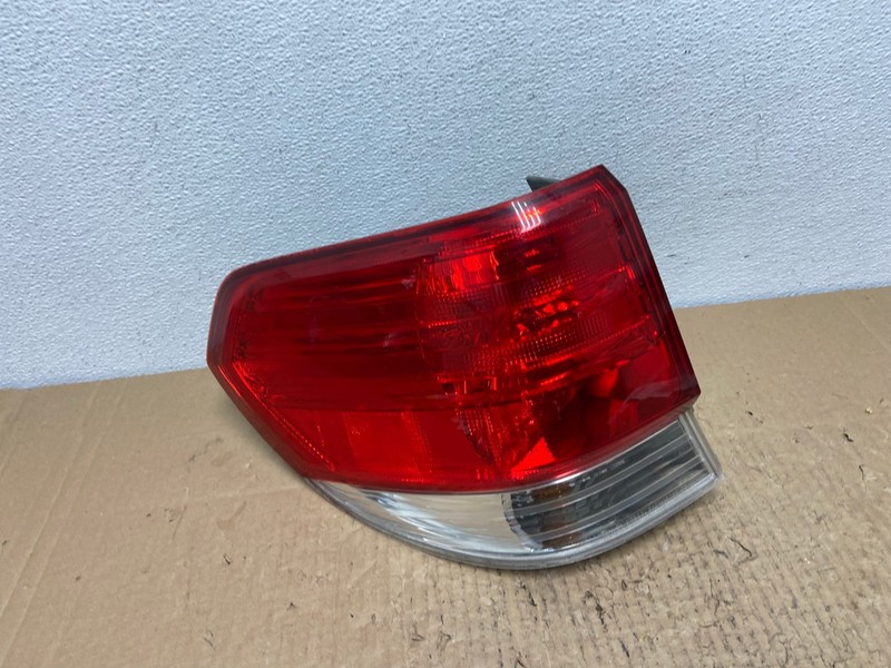2008 2009 2010 Honda Odyssey Left Driver LH Side Tail Light AC4017 LK