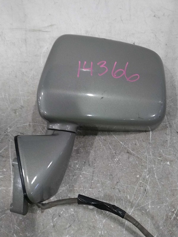 Used Left Door Mirror fits: 2002 Lexus RX300 Power w/o automatic dimming Left Gr