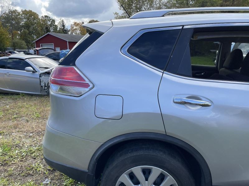 2014-2018 NISSAN ROGUE RIGHT QUARTER PANEL SILVER PC: K23 48K 50663