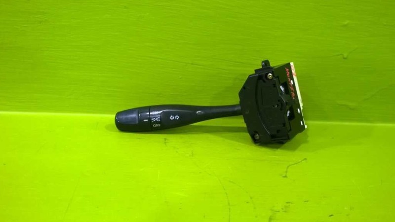 00 01 02 03 04 MONTERO SPORT HEADLIGHT TURN SIGNAL COLUMN SWITCH OEM 3528-4