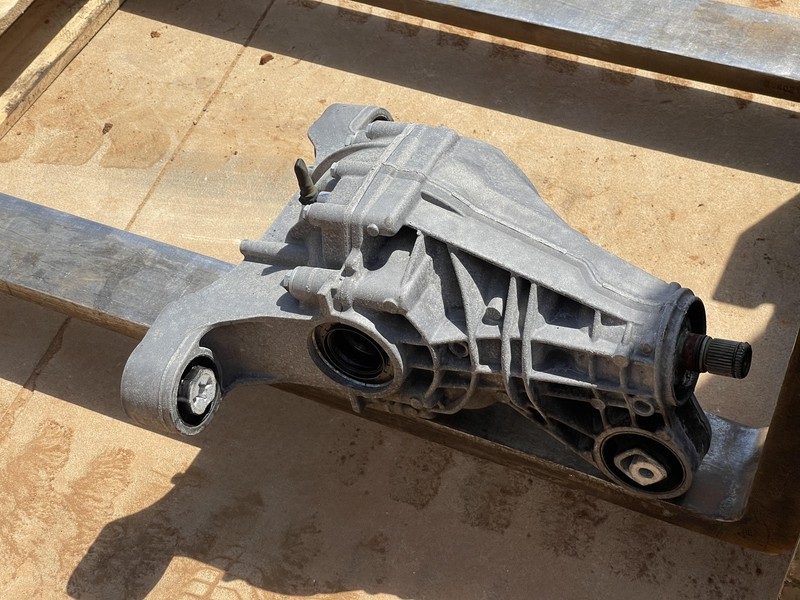 2011-2015 AUDI Q7 L4 3.0L REAR CARRIER DIFFERENTIAL ASSEMBLY