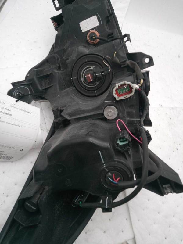 2017 Nissan Altima Left Headlight Assembly Grey OEM 616653 58K Miles