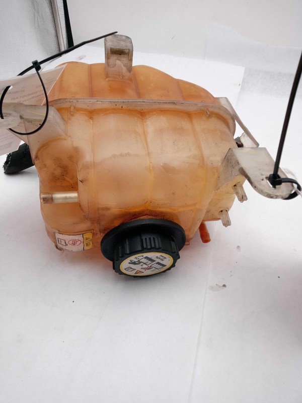 2003 Ford Windstar Engine Coolant Reservoir OEM XF228A080AA 3.80L 70K Miles