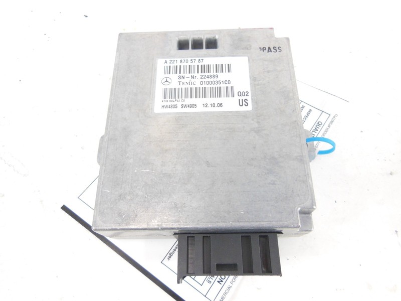 2007 Mercedes-Benz CL550 Voice Language Communication Module OEM 221 870 57 87