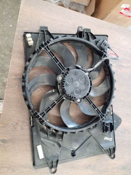 2014-2015 Chevy Sonic Radiator Fan Motor Fan Assembly 1.8L AT OEM