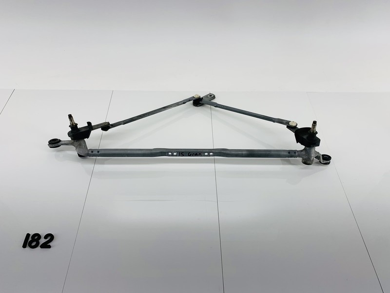 14-15 JEEP GRAND CHEROKEE WINDSHIELD WIPER WASHER TRANSMISSION LINKAGE OEM