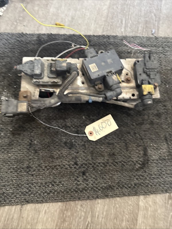 CUMMINS ISX ELECTRONIC DPF CONTROL MODULE - P/N 1 275 101 167