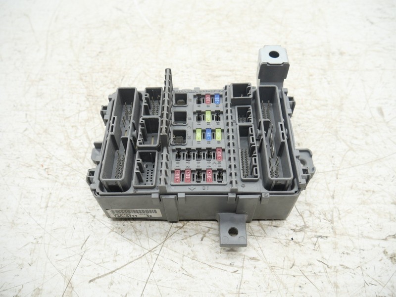 2008-2012 Honda Accord 2.4 Cabin Fuse Box RH OEM LX-S A/T TA0A711