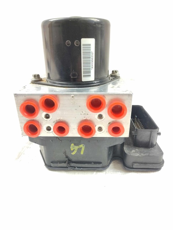 2015 Chevrolet Malibu ABS Anti Lock Brake Pump Assembly P/N 22863598